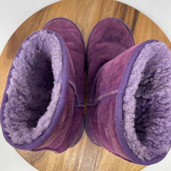 UGG Shoe Womens Size 5 Classic Short Boot Purple Pull On Fleece Lined Casual - Picture 7 of 7